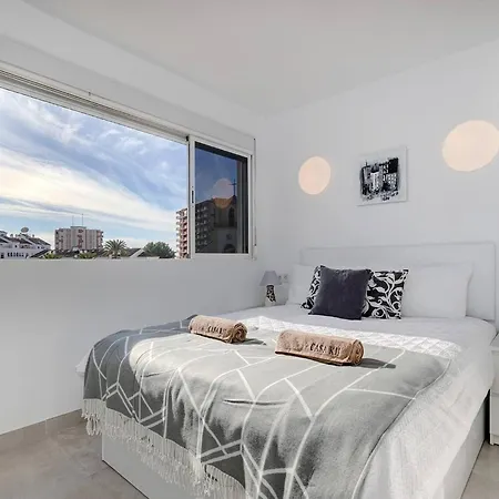 019 Stylish 3 Bed Ibensa Square Apt, Near Beach & Bars Benalmádena Exterior photo