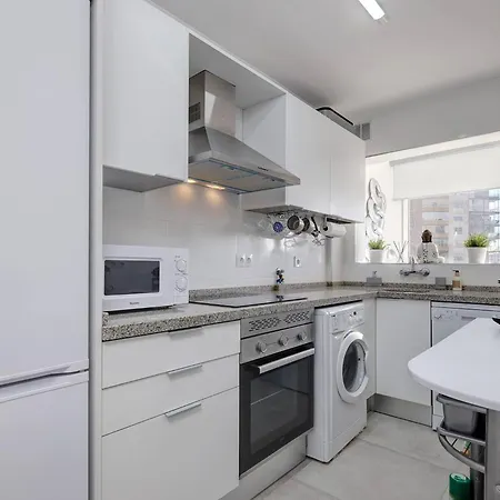 019 Stylish 3 Bed Ibensa Square Apt, Near Beach & Bars Benalmádena Exterior photo